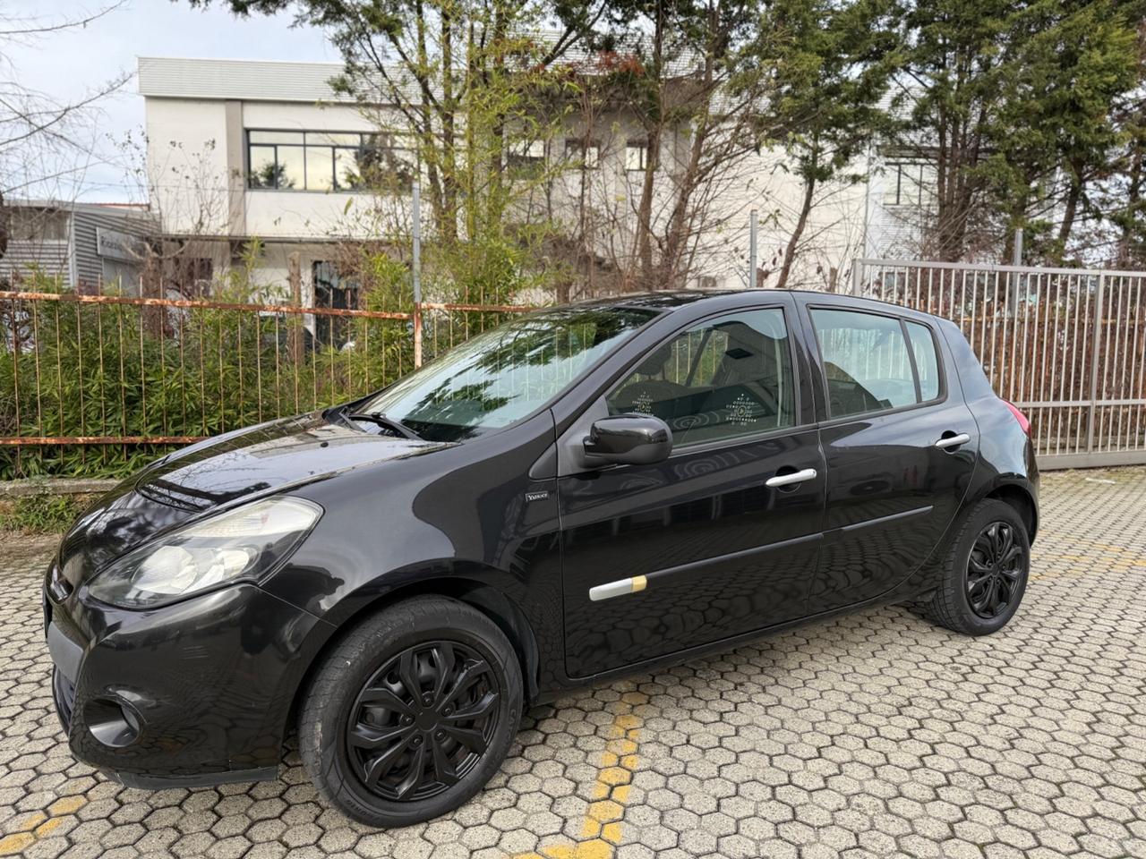 Renault Clio 1.2 16V 5 porte GPL Dynamique