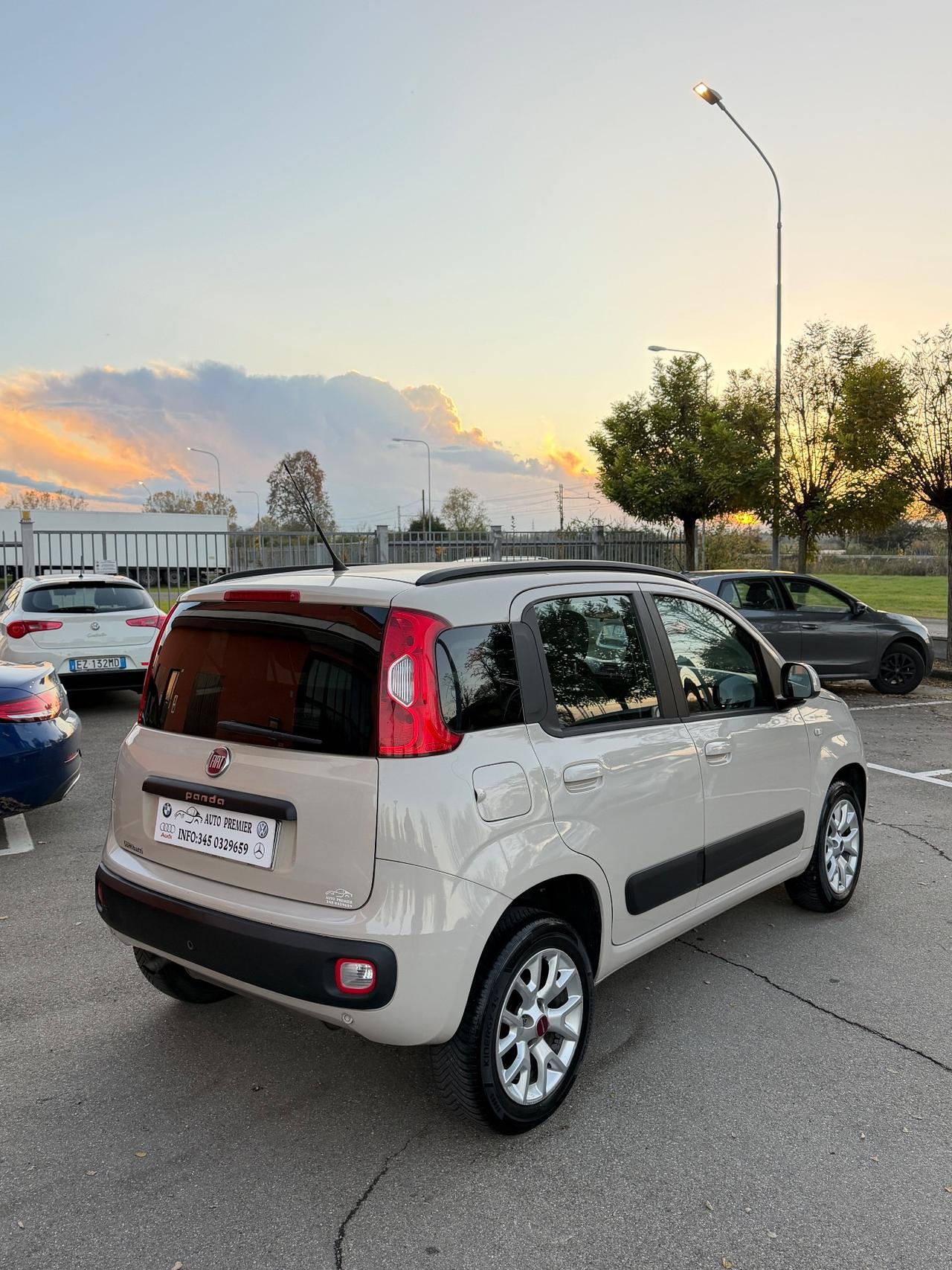 Fiat Panda 0.9 TwinAir Turbo Natural Power Lounge