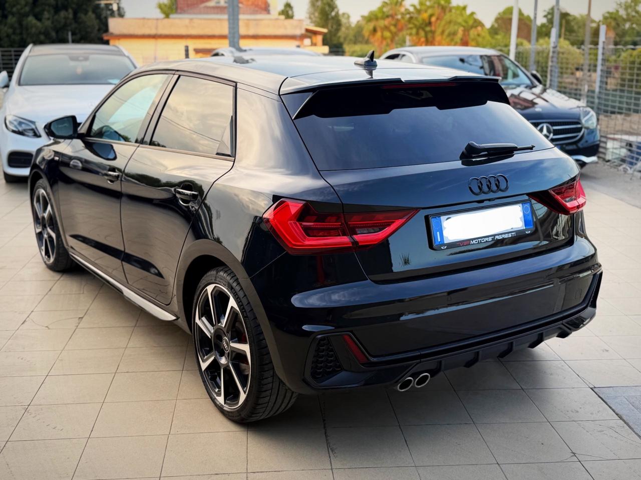 Audi A1 SPB 40 TFSI S tronic Identity Black Garanzia 12 Mesi