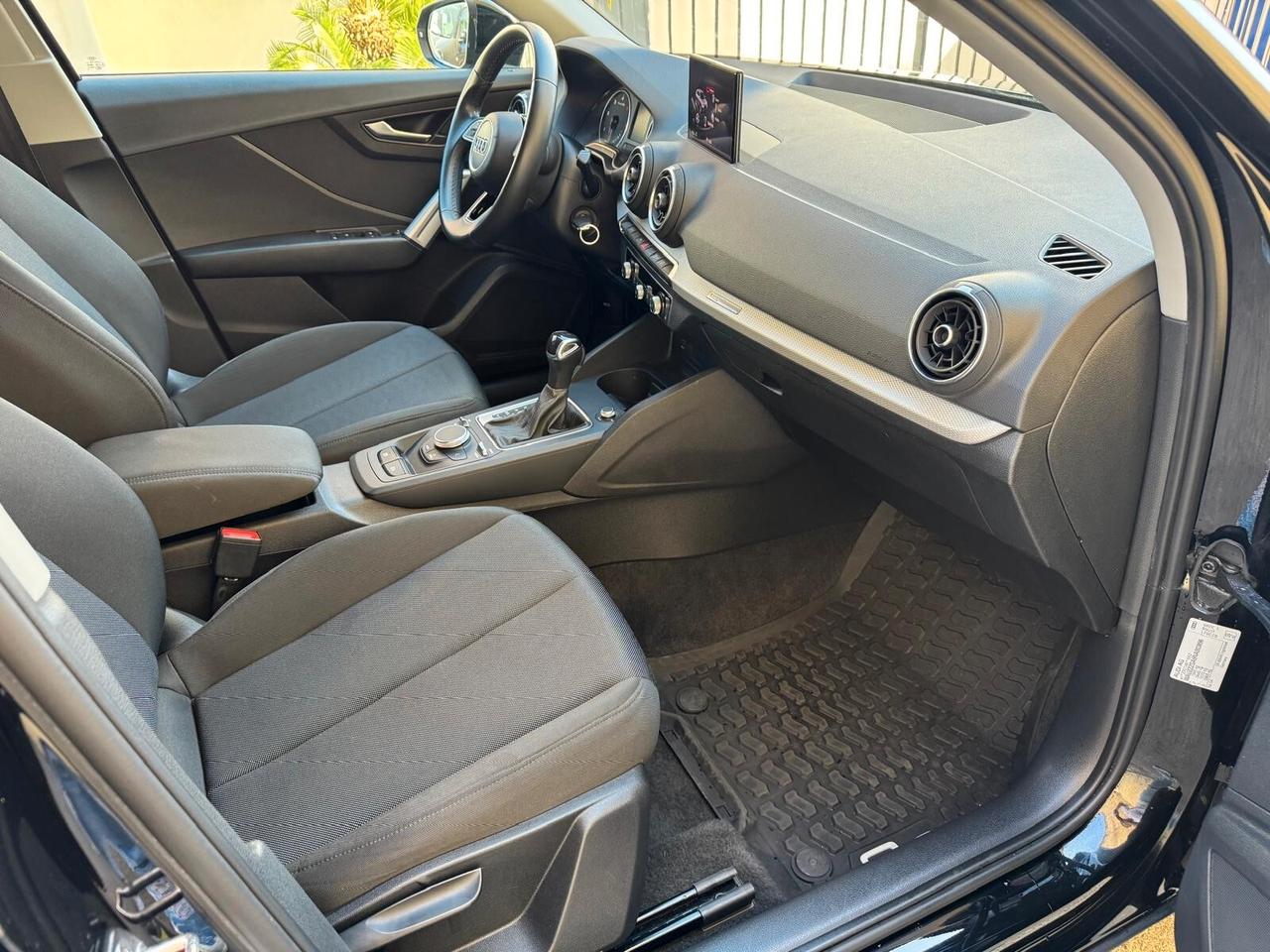 Audi Q2 30 TDI Business
