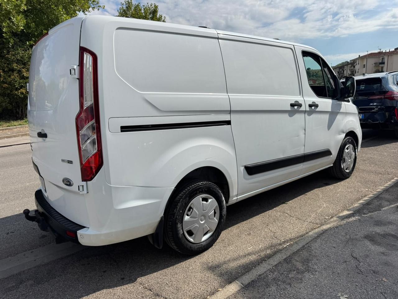 Ford Transit custum ibrido disel
