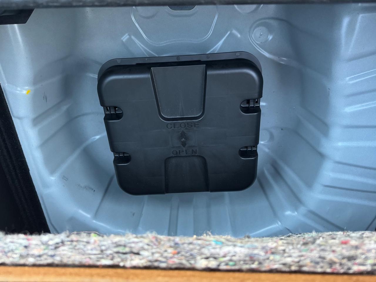 Mitsubishi Colt 1.0L turbo 90 CV Invite