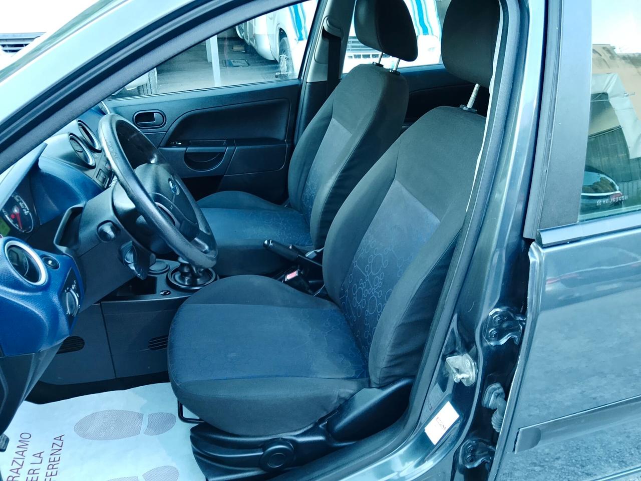 Ford Fiesta 1.2 16V 5p. Manutenzione completa