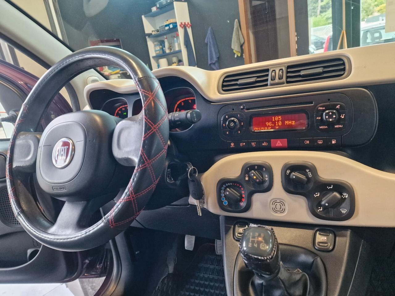 Fiat Panda 0.9 TwinAir Turbo Natural Power Lounge