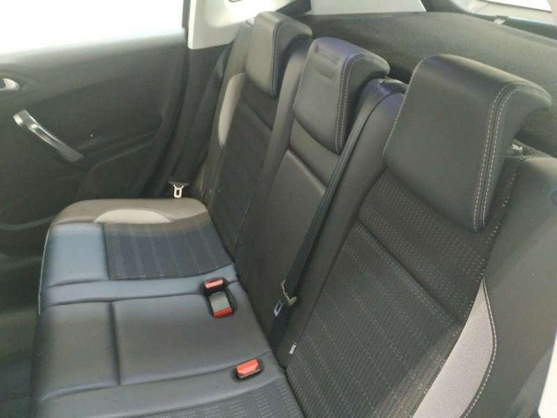 Peugeot 2008 1.6 e-hdi 8v Allure s&s 92cv etg6 (robot)