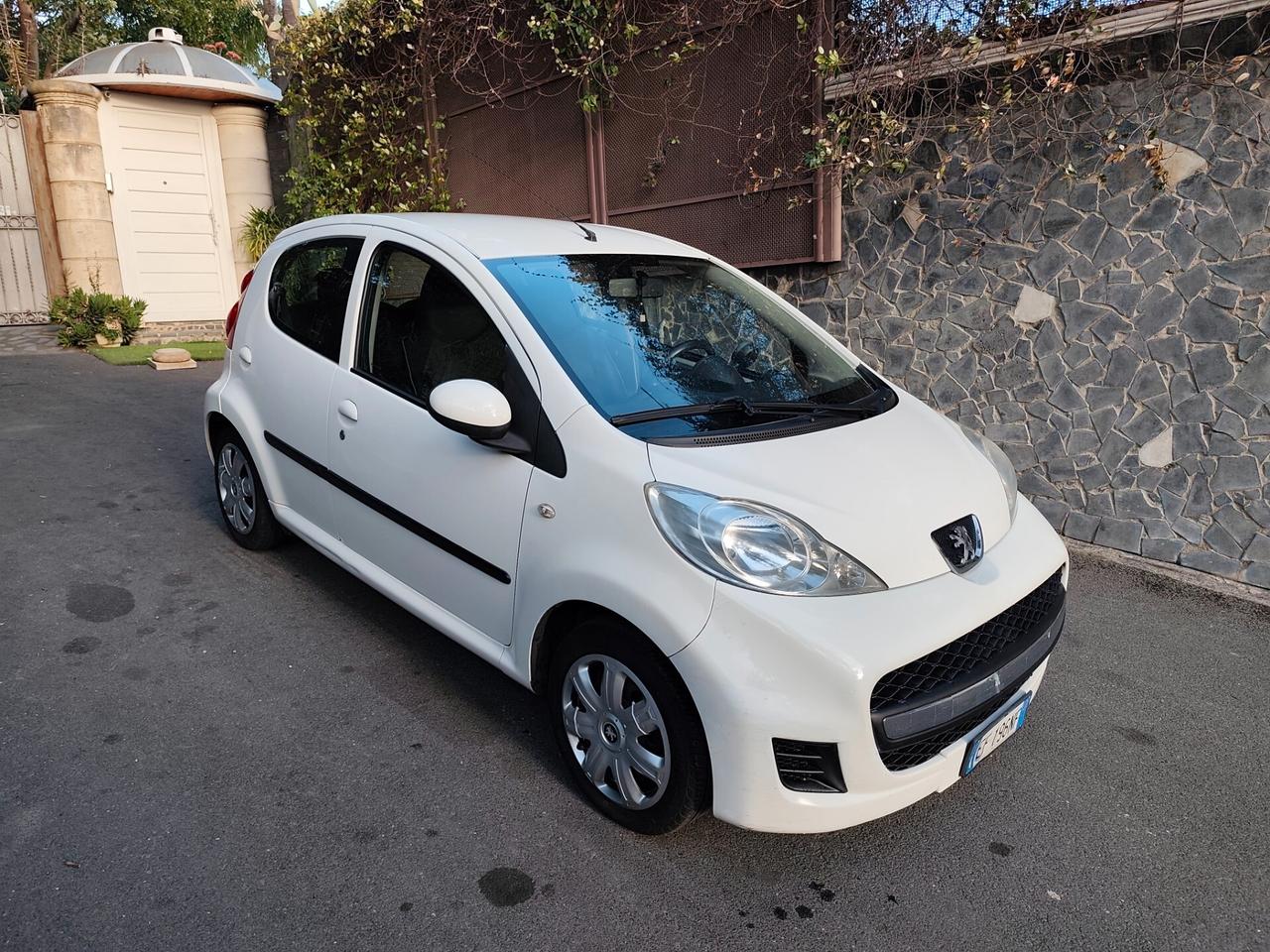 Peugeot 107 1.0 68CV 5p. 2010