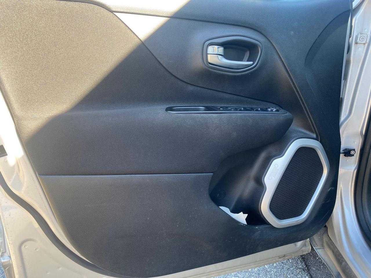 Jeep Renegade 1.6 MultiJet Business #7213