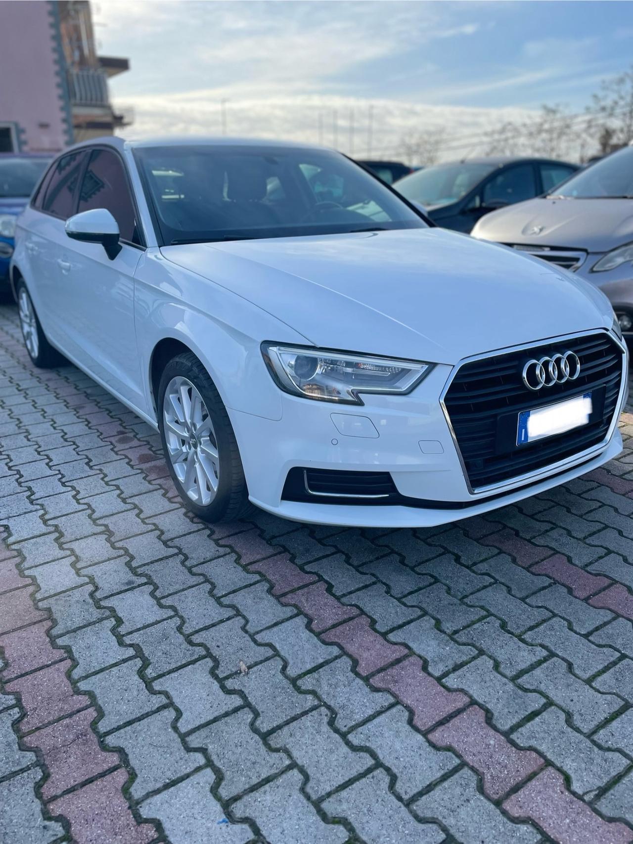 Audi A3 SPB 1.6 TDI S tronic Business