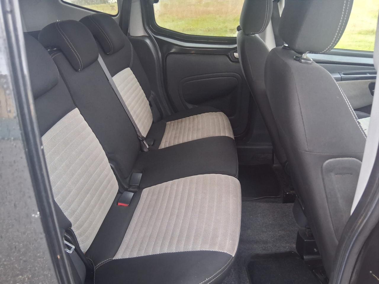 Fiat Qubo 1.3 MJT 75 CV Trekking