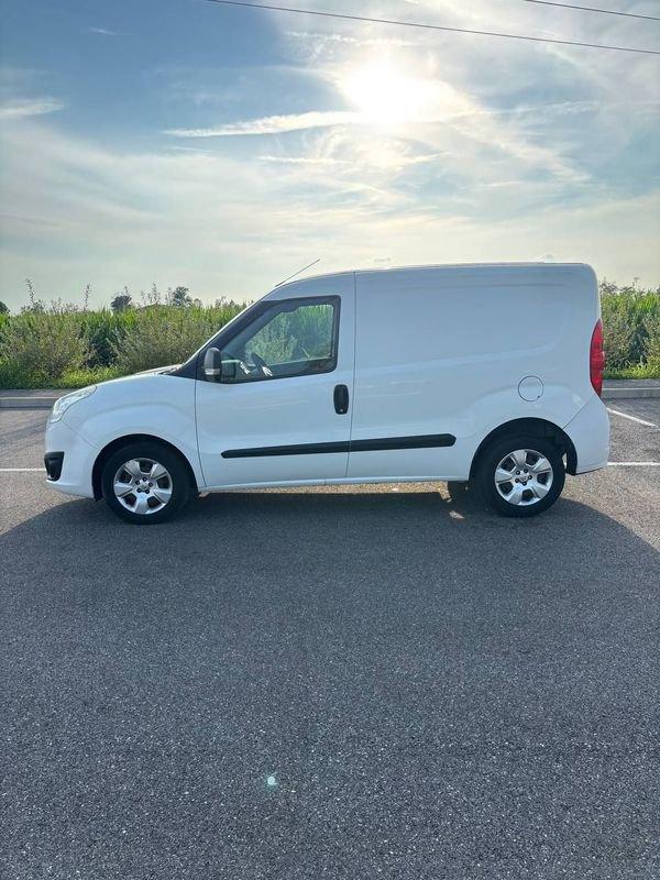 Opel Combo + IVA NEOP. *FRIZIONE NUOVA * 1.3 multijet