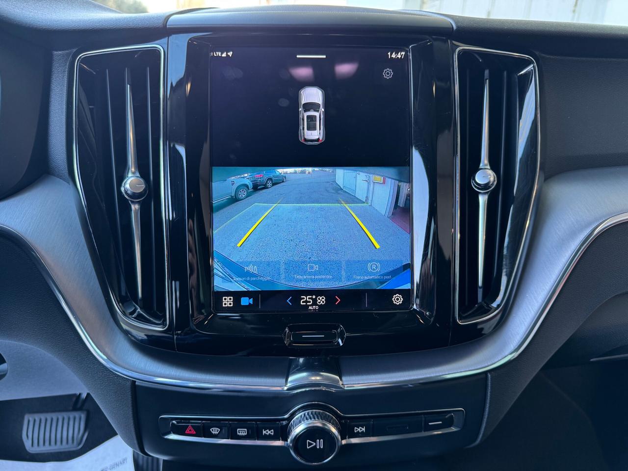 Volvo XC 60 XC60 T6 PHEV Expression AWD GARANZIA 24 MESI