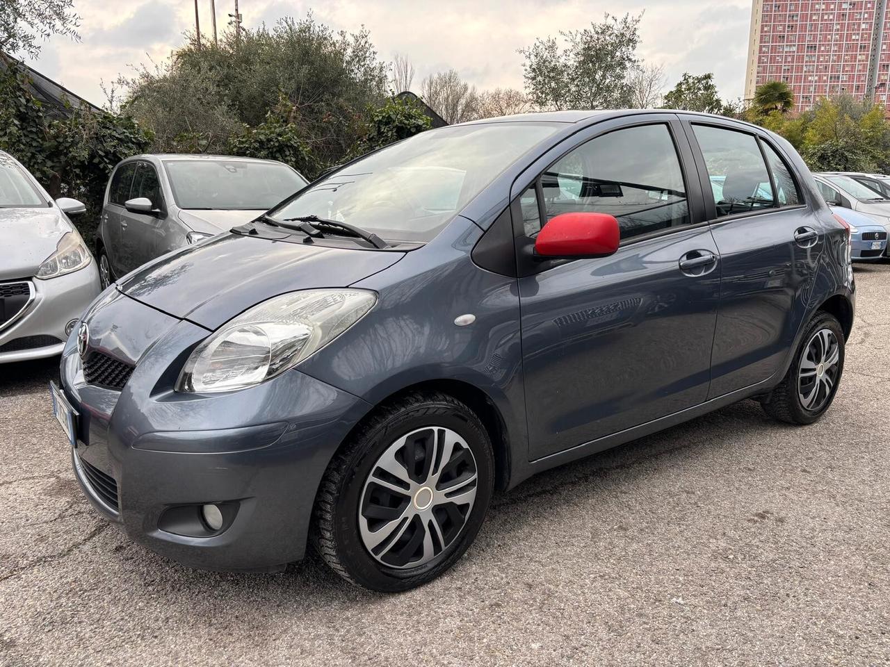 Toyota Yaris 1.4 D-4D 5 porte Sol OK Neopatentati