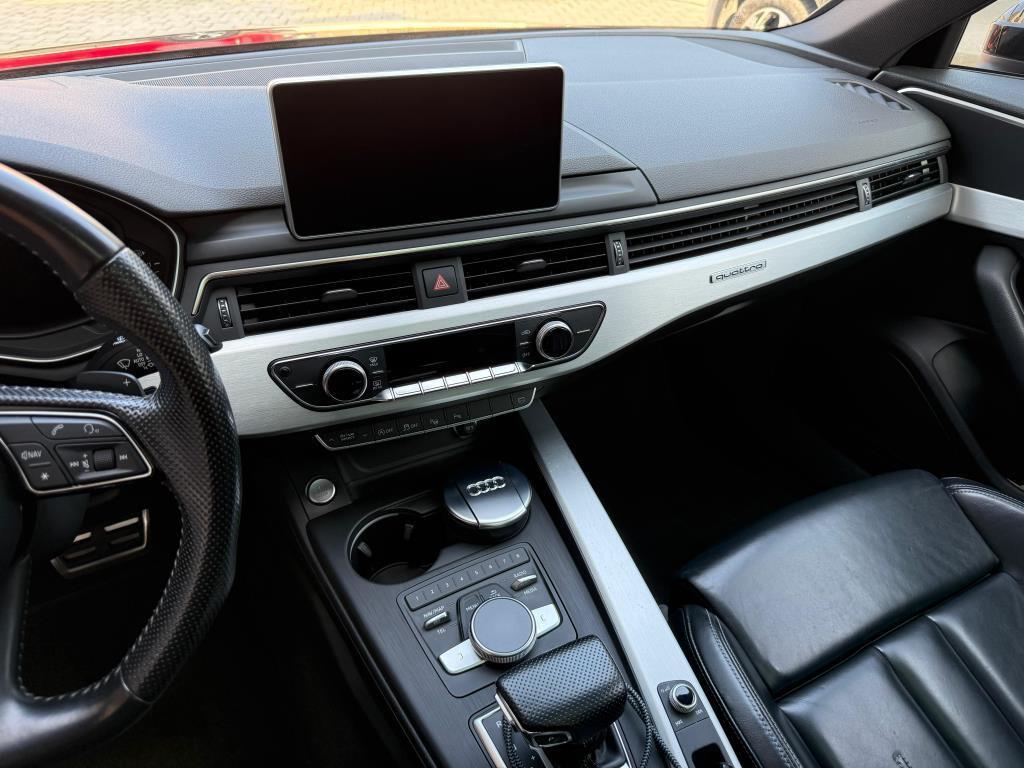 Audi A4 2.0 TDI 190 CV ultra S tronic Business Sport quattro
