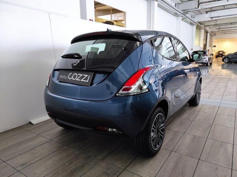 Lancia Ypsilon 3ª serie 1.0 FireFly 5 porte S&S Hybrid Oro