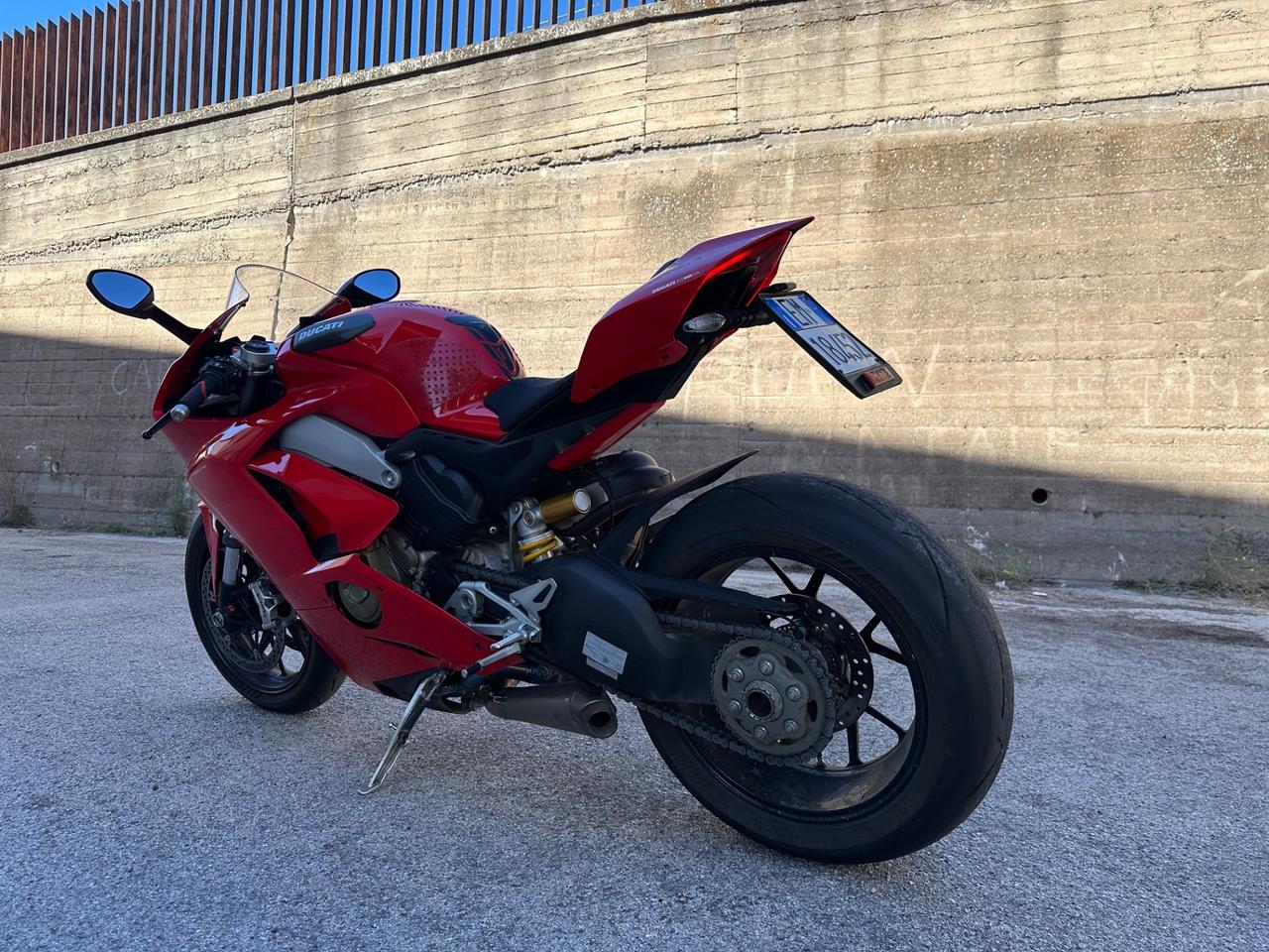 Ducati Panigale V4 Akrapovic