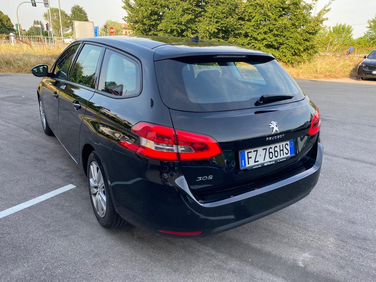 Peugeot 308 Sw 1.5 130 Cv EAT8 Navi Garantita