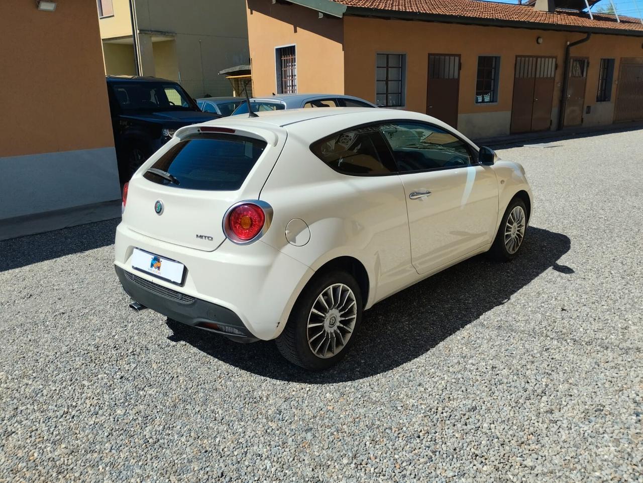 Alfa Romeo MiTo 1.4 78 CV 8V S&S Urban UNIPRO