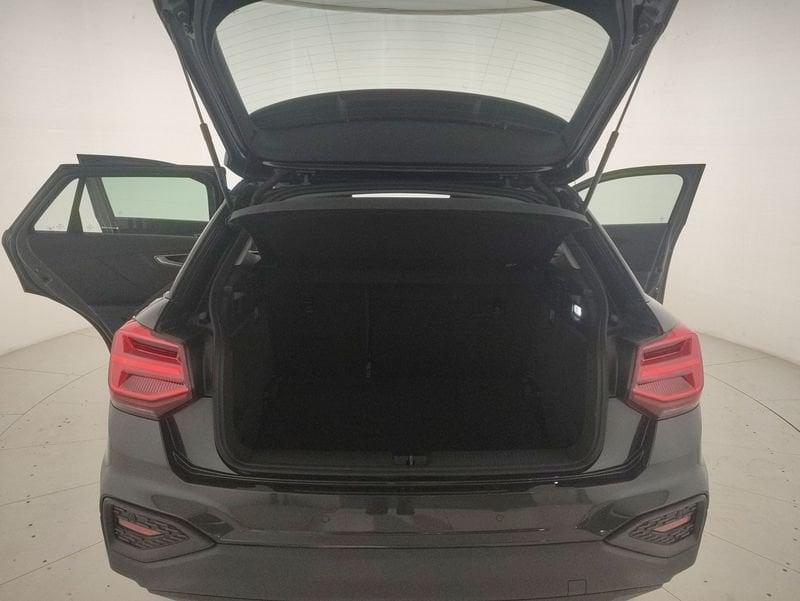 Audi Q2 30 2.0 tdi Admired s-tronic