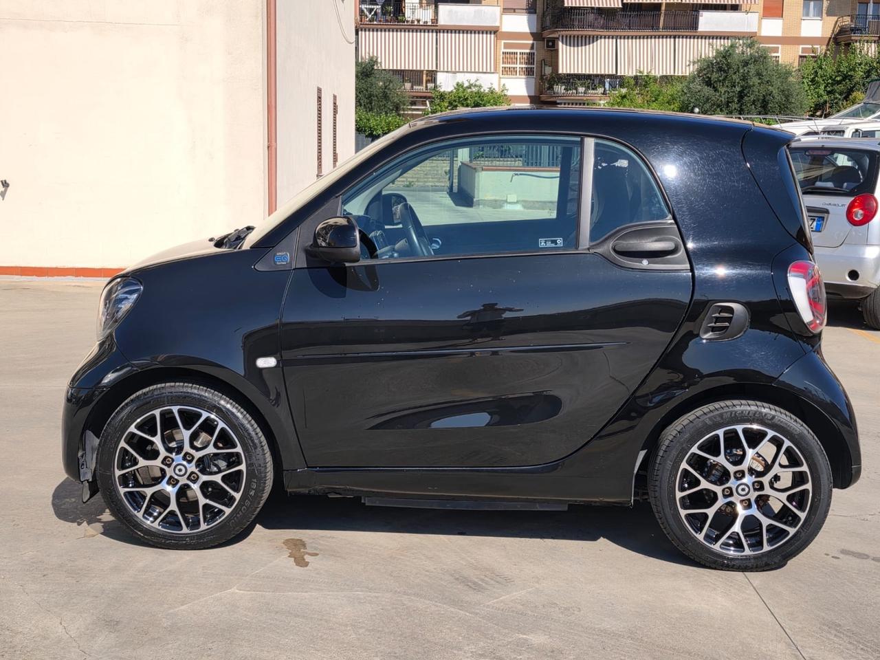 Smart ForTwo EQ Racingrey (4,6kW)