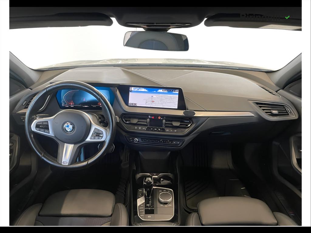 BMW Serie 1 (F40) - 118d 5p. Msport