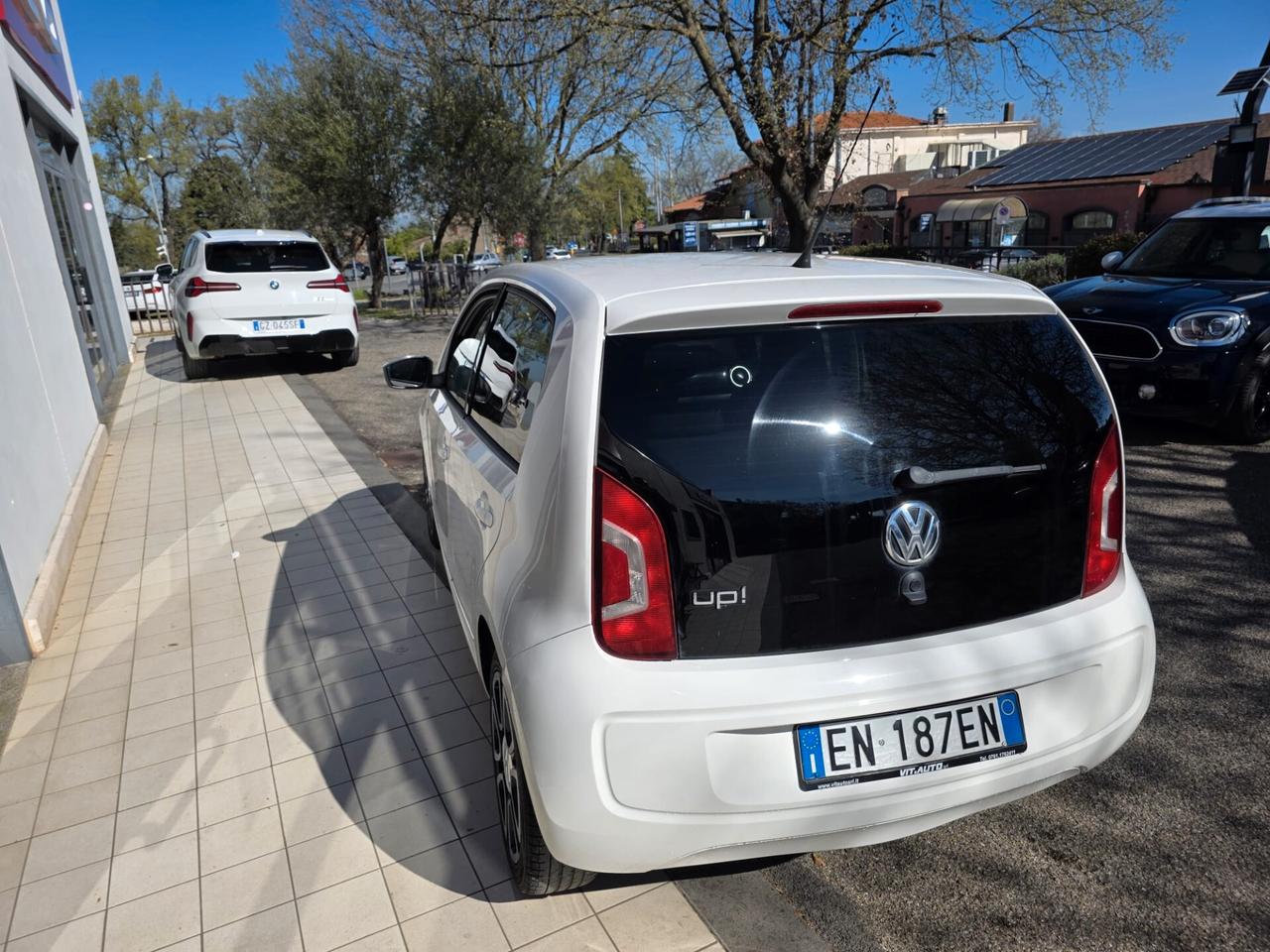 Volkswagen up! 1.0 75 CV 5p. high