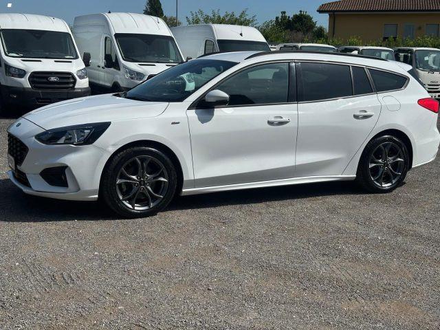 FORD Focus 1.0 EcoBoost 125 CV SW ST-Line
