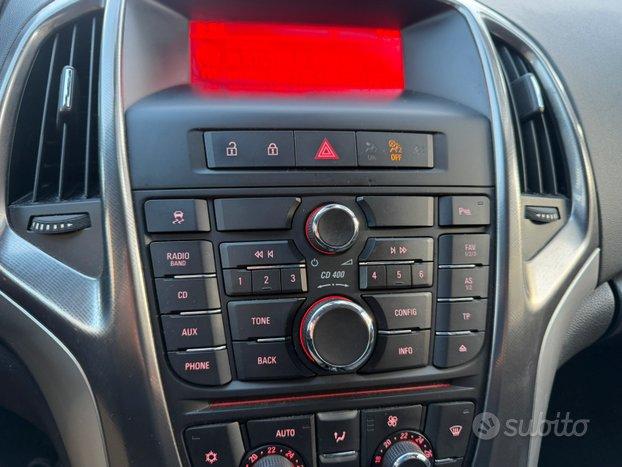 Opel Astra SW 2.0 CDTI 165cv - SOLO 92550 Km. -