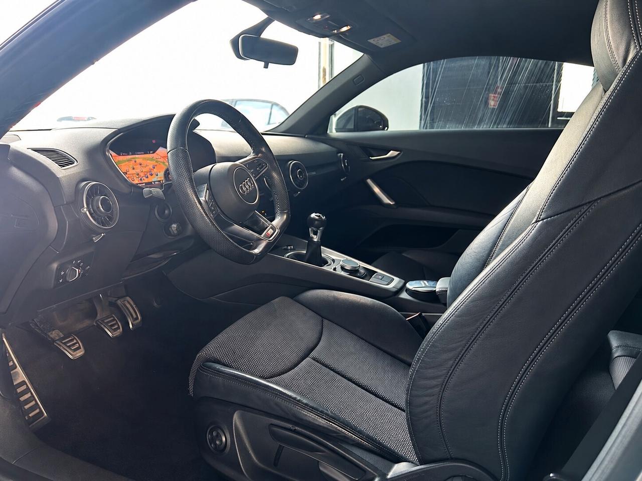 Audi TT Coupé 2.0 TDI ultra S line