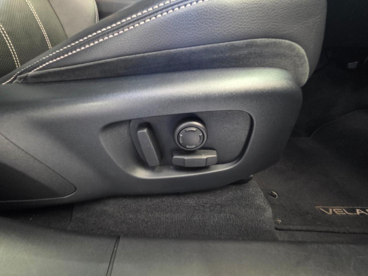 Land Rover Range Velar 2.0D I4 240 CV HSE 2019