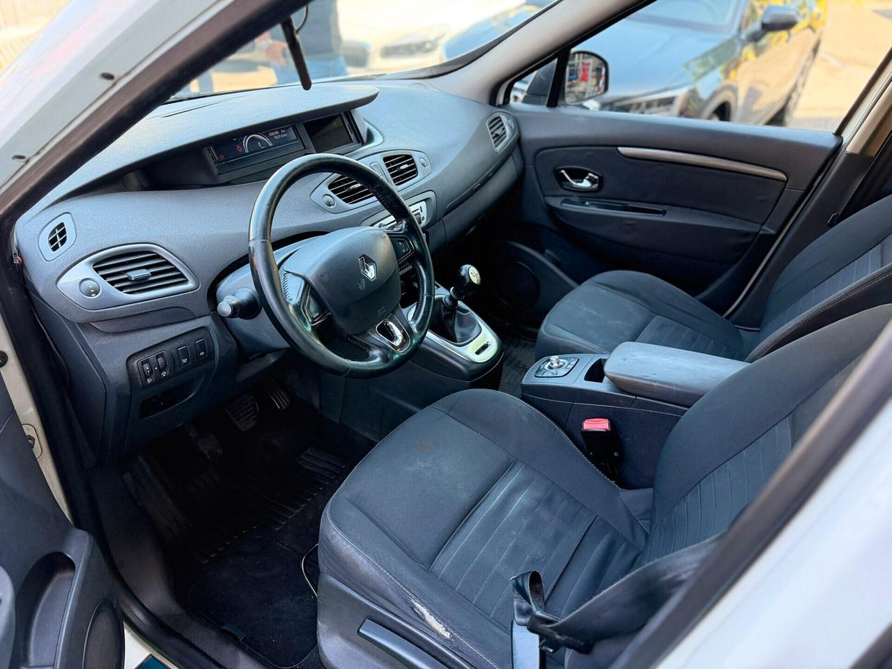 Renault Scenic Scénic XMod 1.5 dCi 110CV Limited