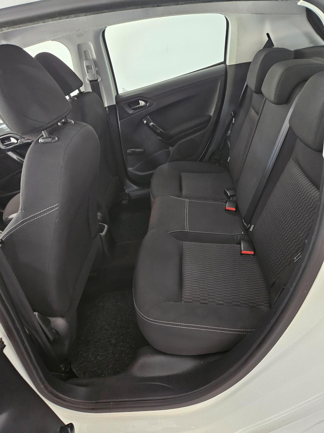 Peugeot 208 BlueHDi 75 5 porte Active