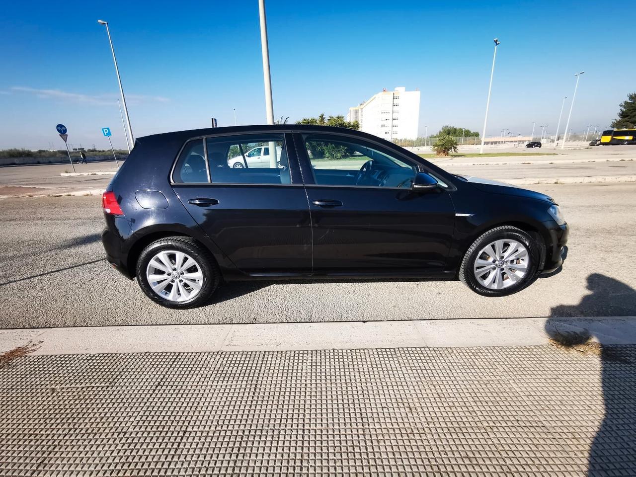 Volkswagen Golf Business 1.4 TGI 5p. METANO - 2015