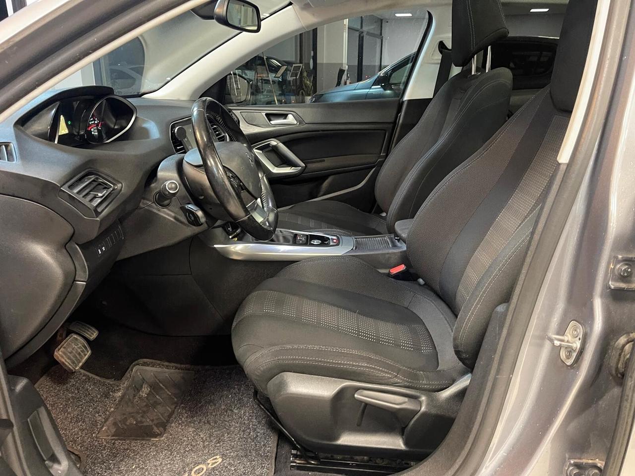 Peugeot 308 BlueHDi 150 S&S EAT6 Allure