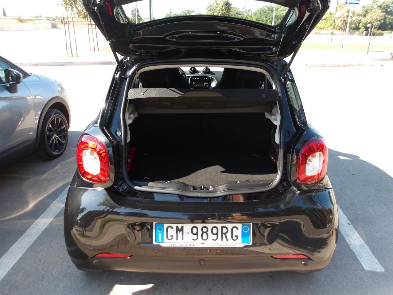 SMART FORFOUR 1.0 BENZ-GARANZIA FULL