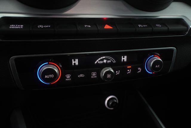 AUDI Q2 Q2 30 TDI S tronic S line Edition