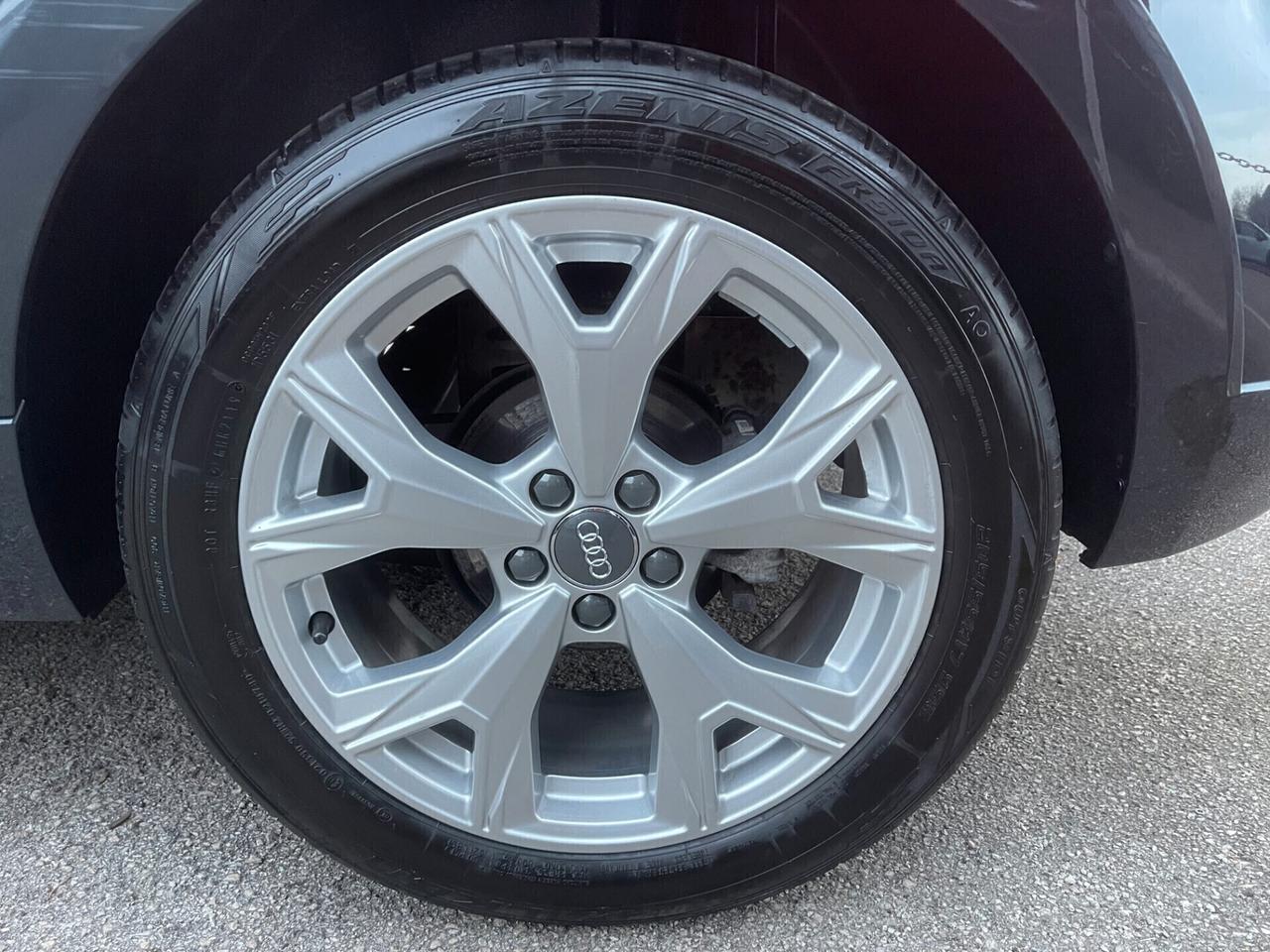 Audi A1 citycarver 30 TFSI S tronic Admired