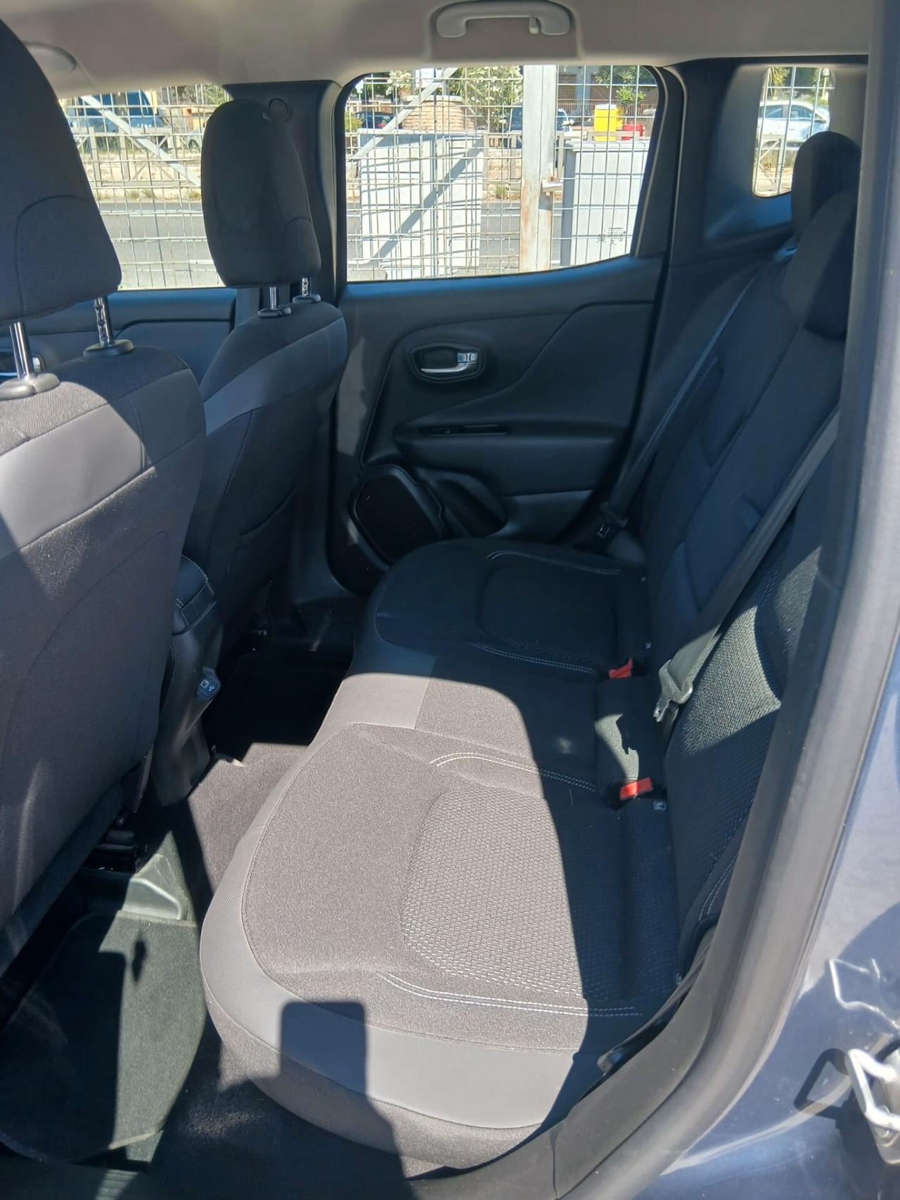 Jeep Renegade 1.3 T4 190CV PHEV 4xe AT6 Business Plus