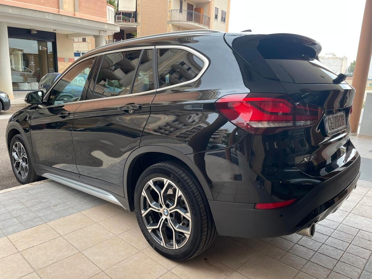 Bmw X1 xDrive20d xLine Plus TETTO NAVY PELLE LED 18