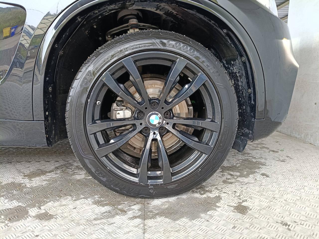 BMW X5 F15 - X5 xdrive30d Experience 249cv auto