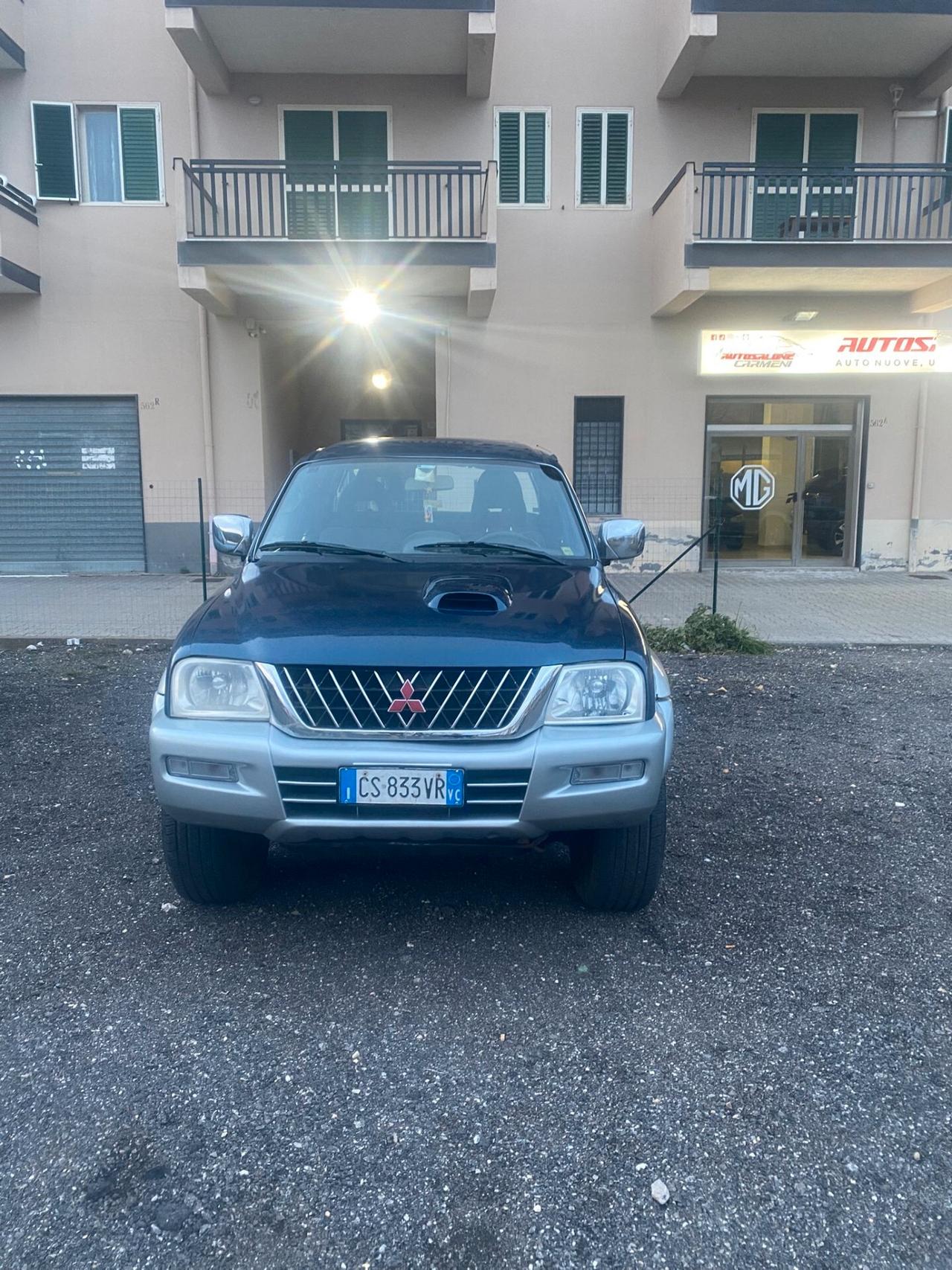 Mitsubishi L200 2.5 TDI 4WD Double Cab Pick-up GLS