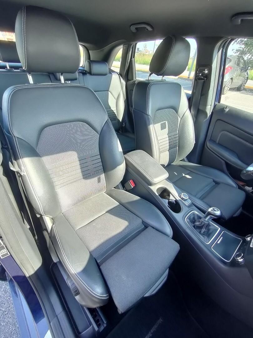 MERCEDES BENZ Classe B 180d Sport