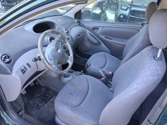 TOYOTA Yaris 1.3 BENZINA 3 porte OK NEOPATENTATI