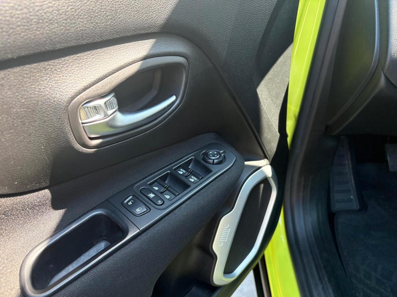 Jeep Renegade 1.6 Multijet Sport NEOPATENTATI