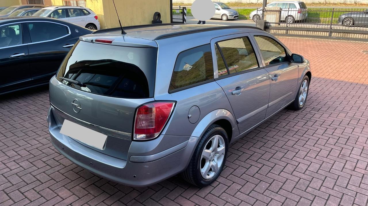 Opel Astra 1.7 CDTI Station Wagon Cosmo