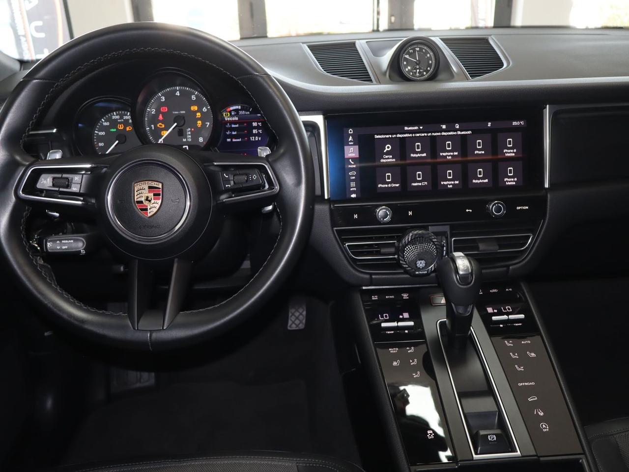 Porsche Macan 2.0 #11597