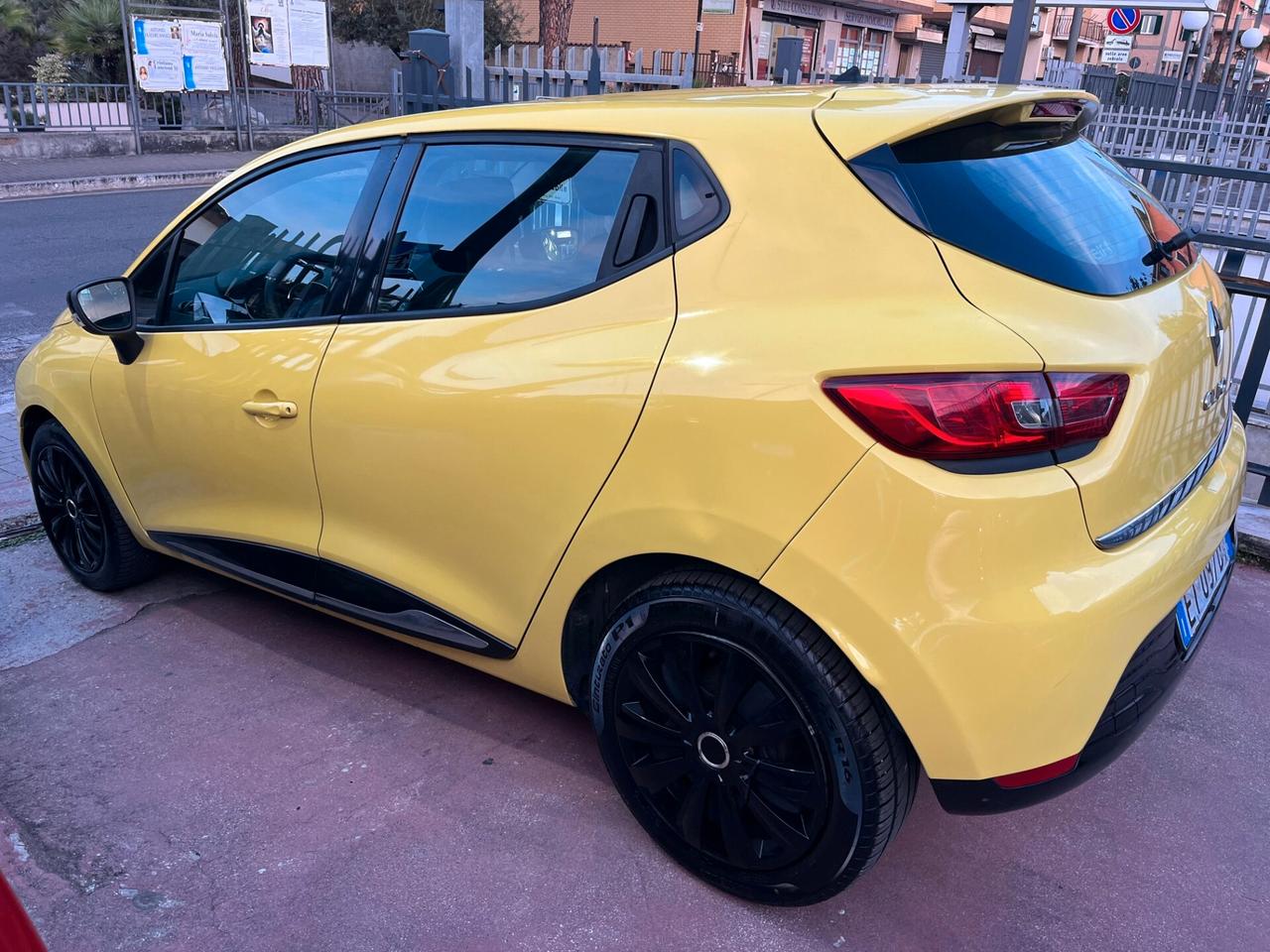 Renault Clio 1.5 dCi 8V 75CV 5 porte Live
