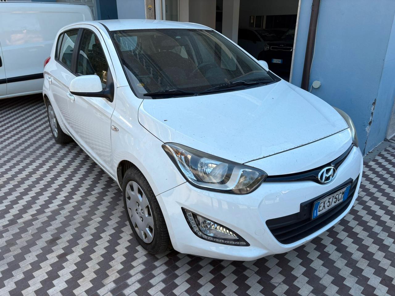HYUNDAI i20 1.2 84 CV GPL EURO 5B 2014 – 284.000 KM – REVISIONATA – AUTO FUNZIONANTE