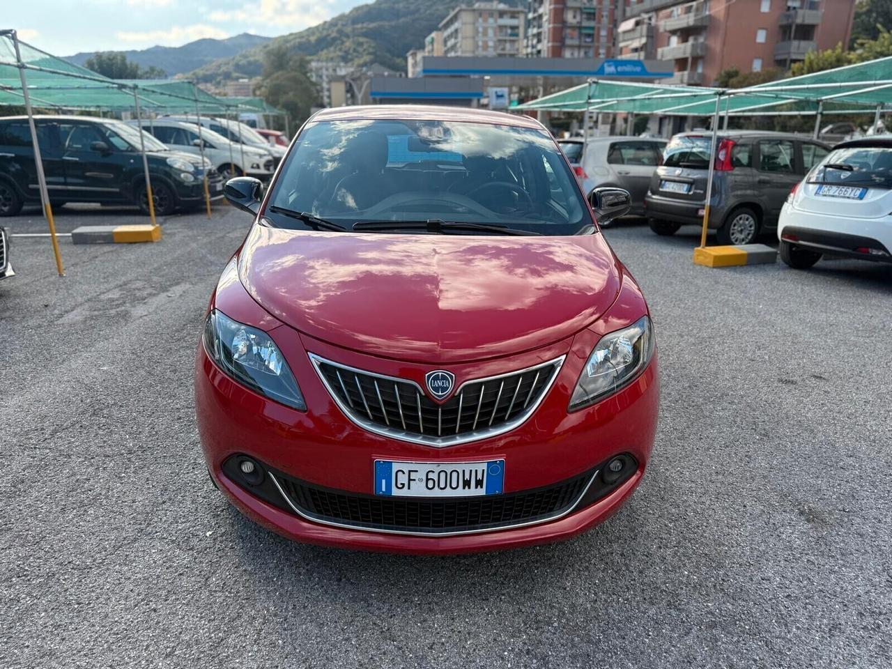 Lancia Ypsilon 1.0 FireFly 5 porte S&S Hybrid Ecochic Gold