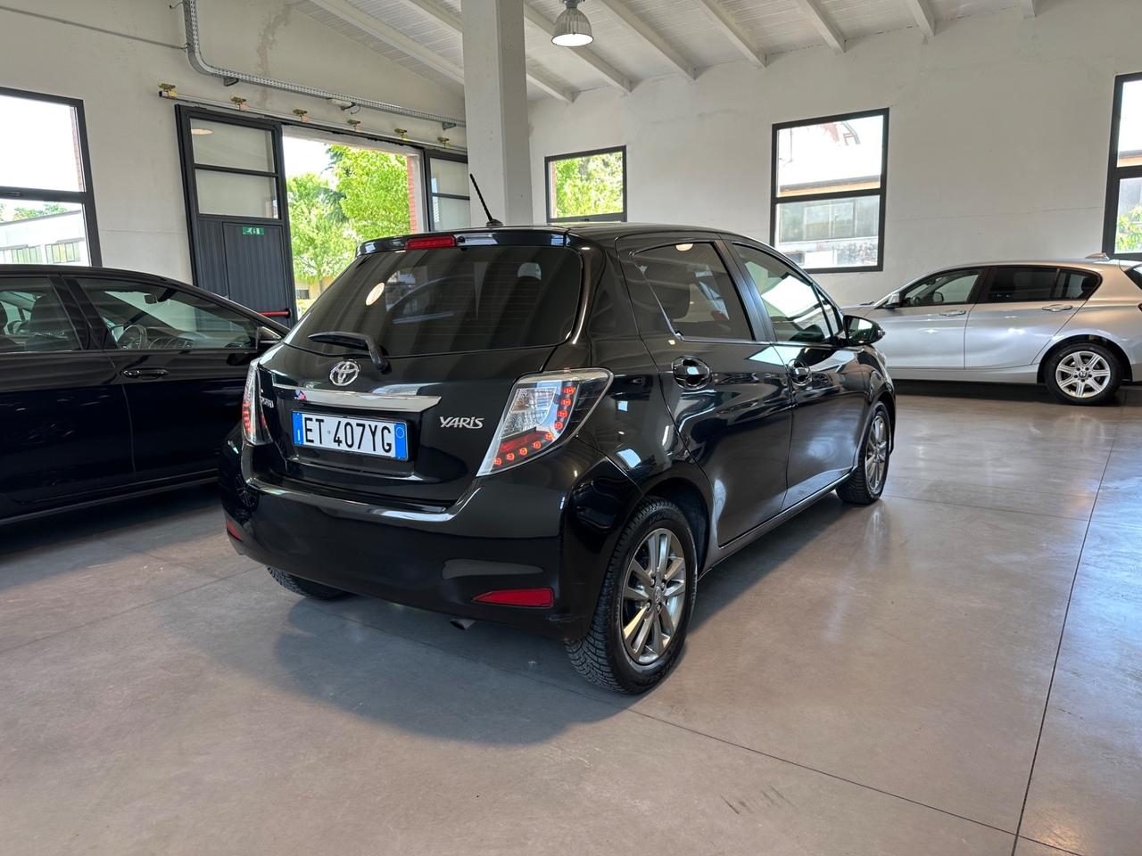 Toyota Yaris 1.4 D-4D 5 porte Lounge