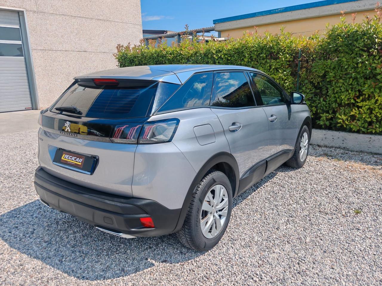 Peugeot 3008 1.5 130CV UNIPROPRIETARIO KM VERI GARANZIA 24 MESI OK NEOPATENTATI